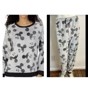 Disney Mickey Mouse Fluffy Cozy Loungewear Set M